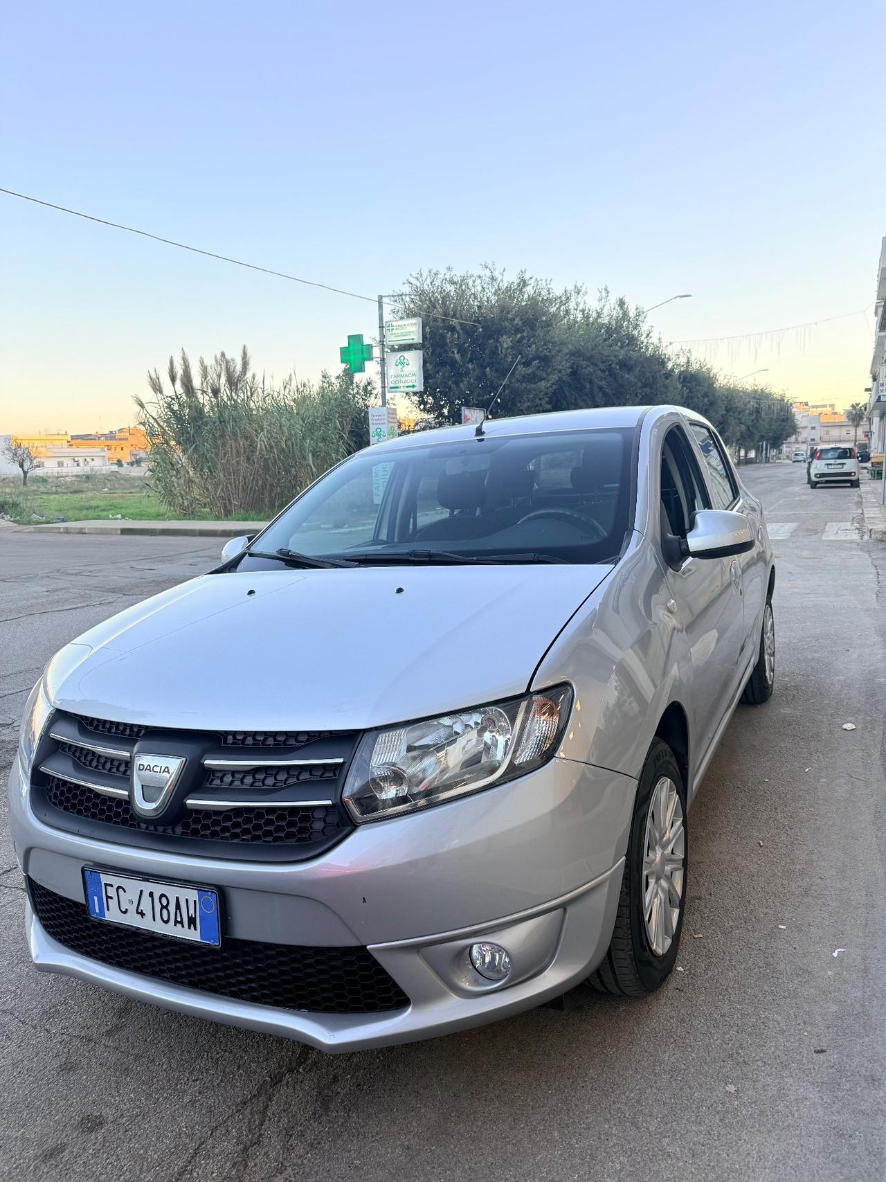 Dacia Sandero 1.2 BENZINA 2016 X NEO PATENTATI, 5 PORTE, CON NAVI,BLUETOOTH,CLIMA,KM CERTIFICATI