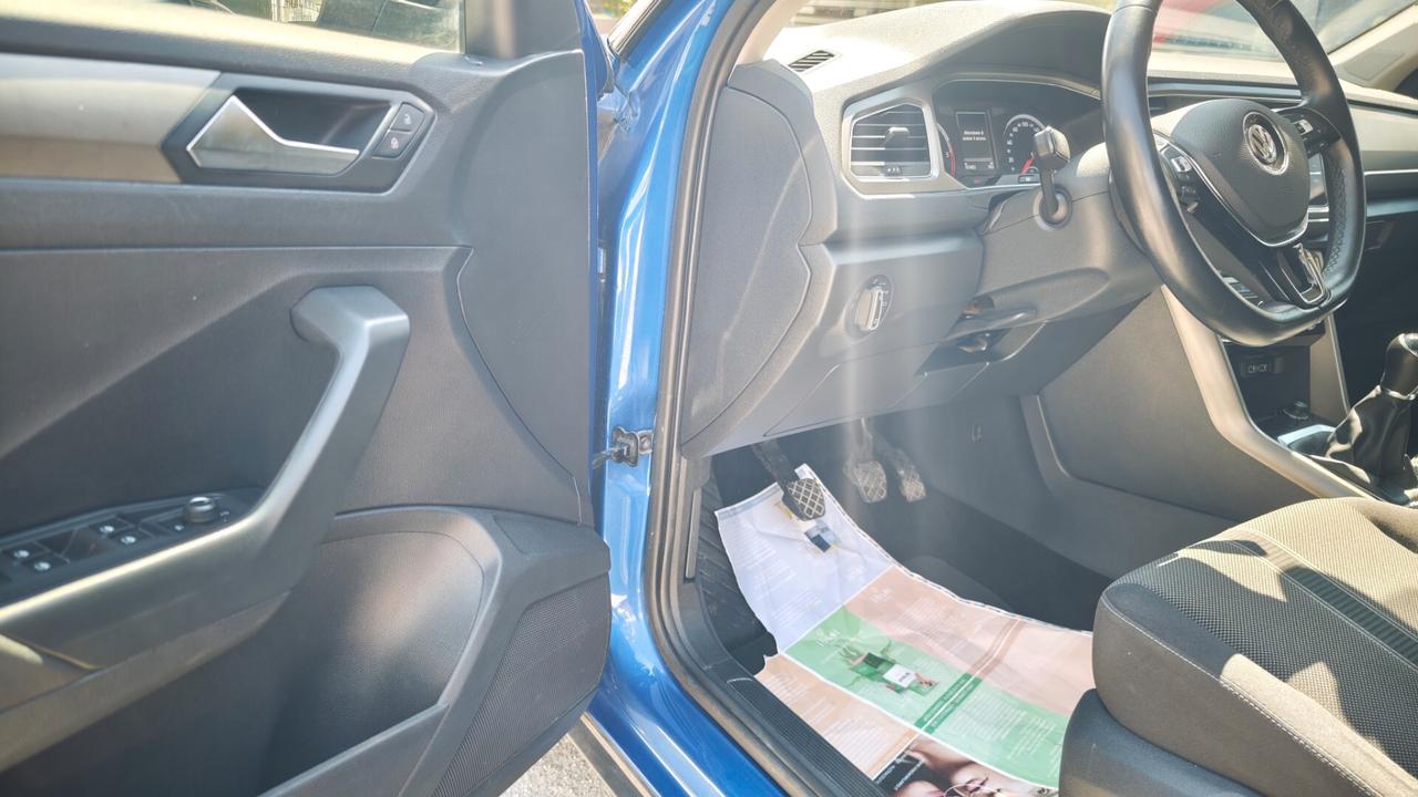 Pari a nuova T-ROC 1.6DCI 116CV BI COLORE