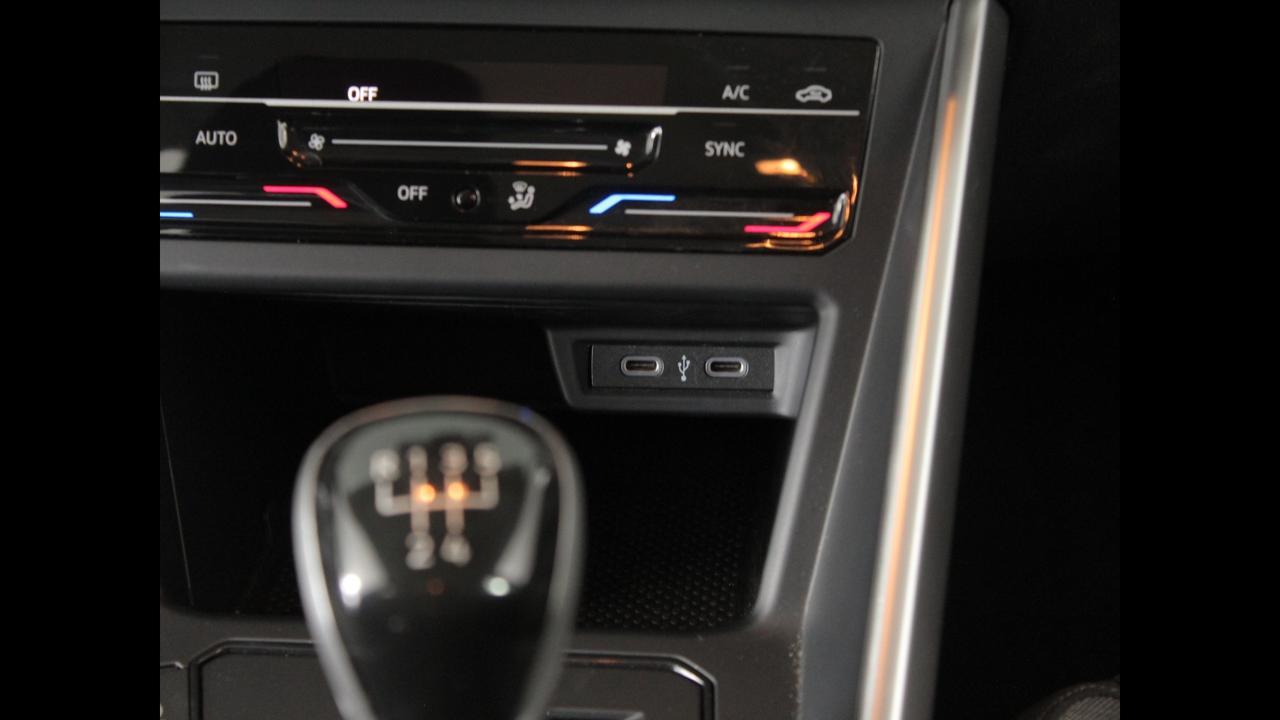 VOLKSWAGEN Polo VI 2022 - Polo 1.0 evo Life 80cv