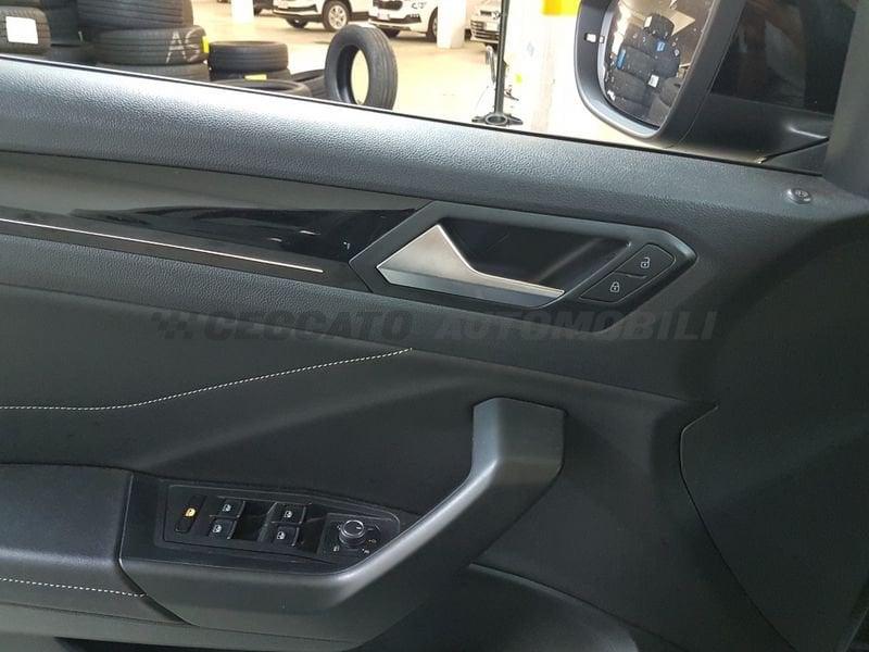 Volkswagen T-Roc I 2022 2.0 tdi R-Line 115cv