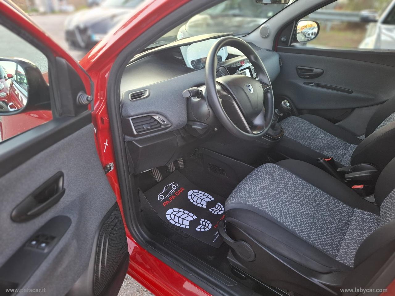 LANCIA Ypsilon 1.0 FireFly 5p.S&S Hybrid Silver