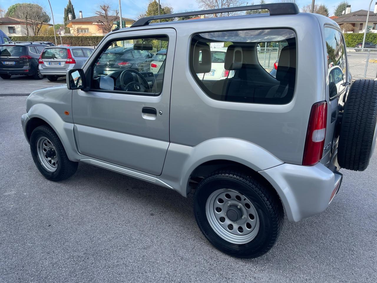 Suzuki Jimny 1.3i 16V cat 4WD JLX