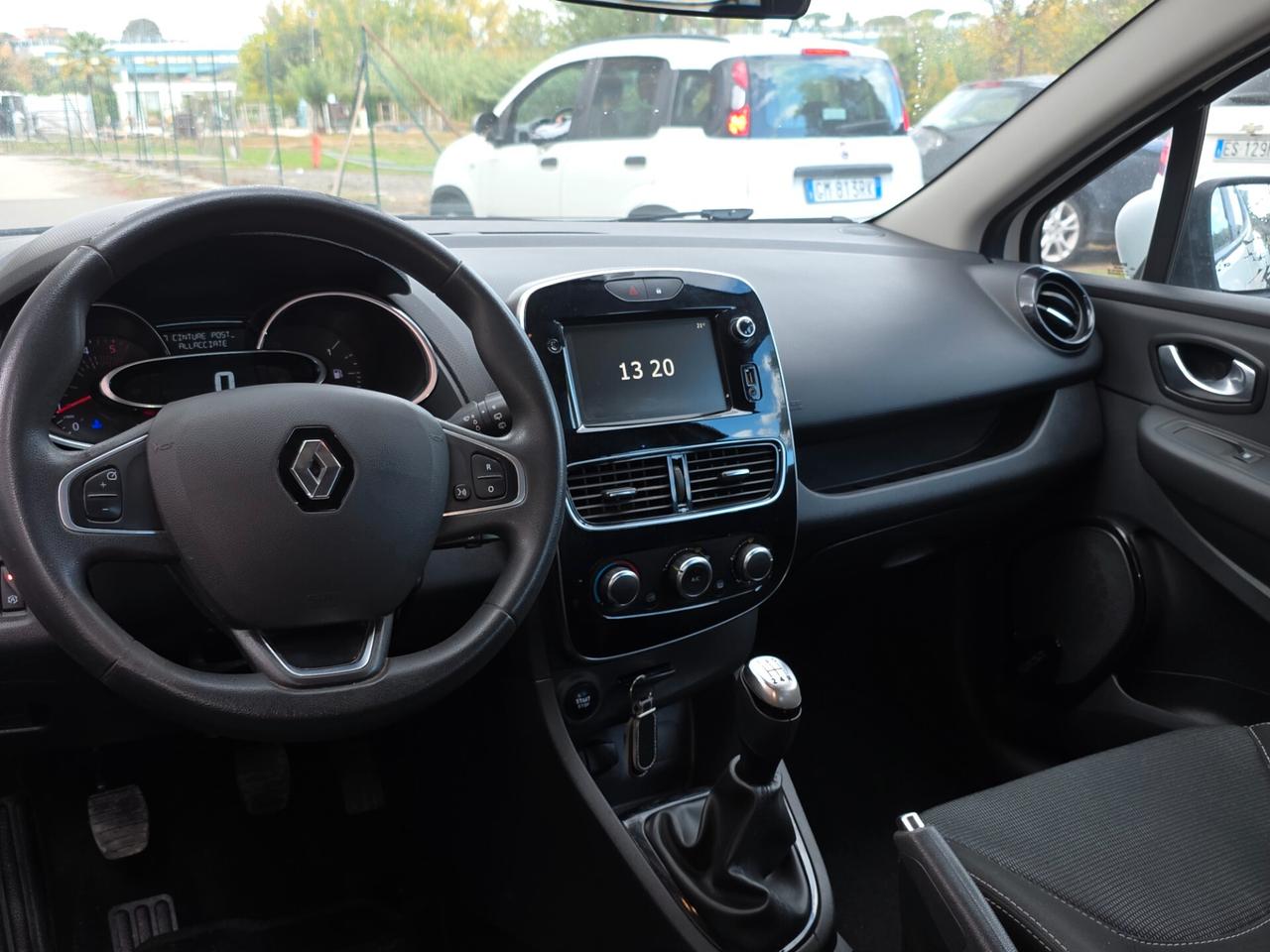 Renault Clio dCi 8V 75 CV 5 porte Moschino Zen
