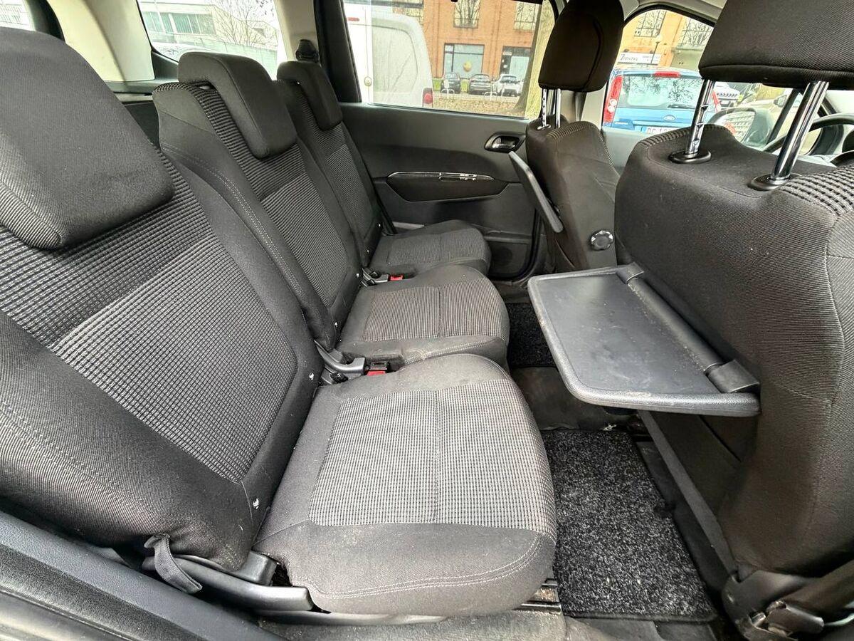 Peugeot 5008 1.6 thp 16v Active (tecno) 156cv