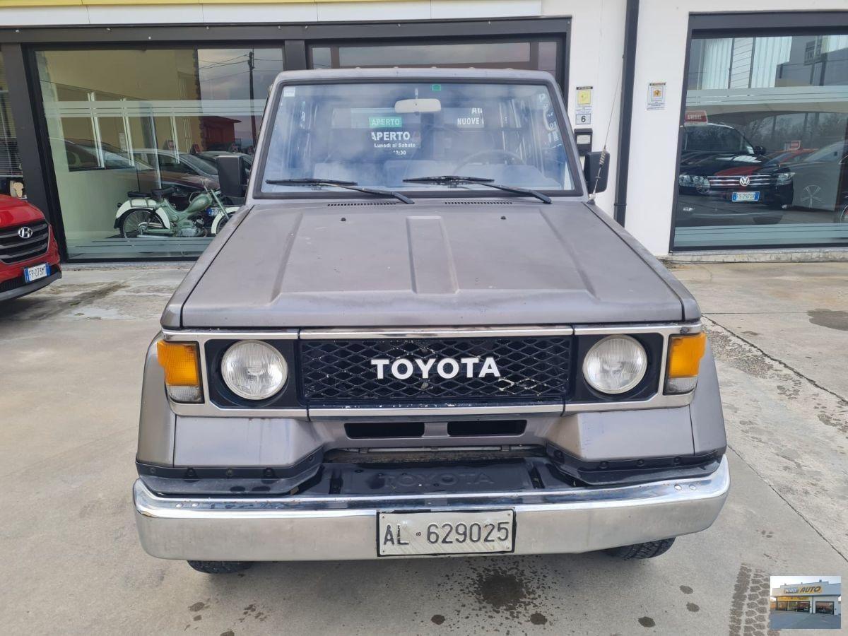 TOYOTA Land Cruiser 2.4 turbodiesel LJ70 LX