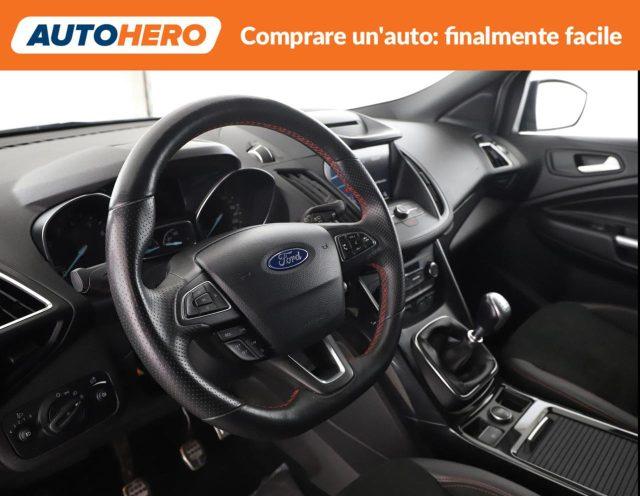 FORD Kuga 1.5 EcoBoost 120 CV S&S 2WD ST-Line