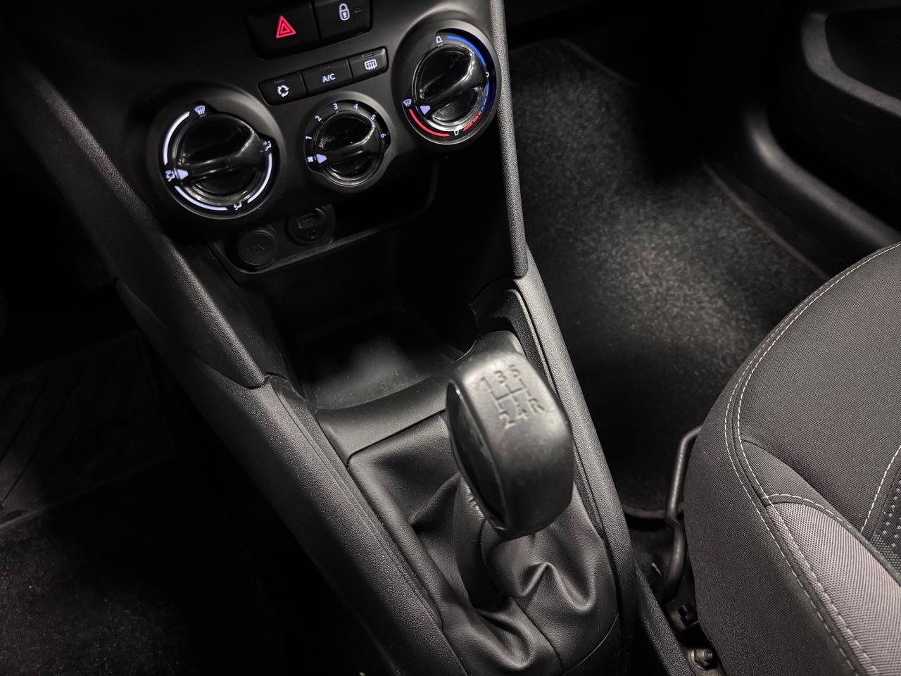 Peugeot 208 1.2 VTi 82 CV 5 porte Active