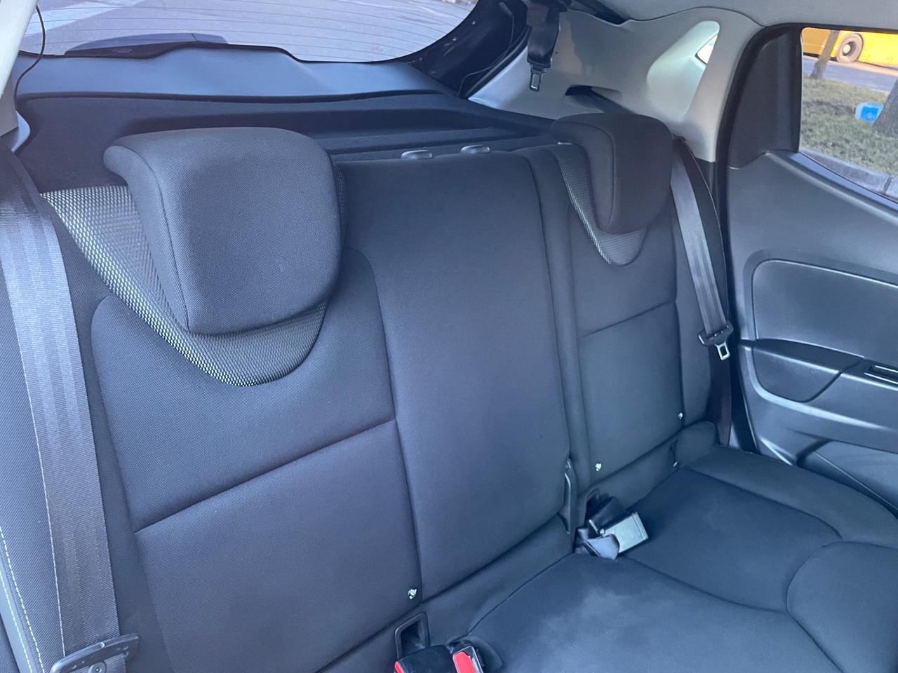 Renault Clio 1.2 16V 5 porte Live!* Neo patentati *