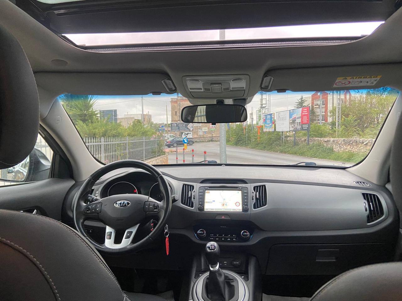 Kia Sportage 1.7 CRDI VGT 2WD high tech