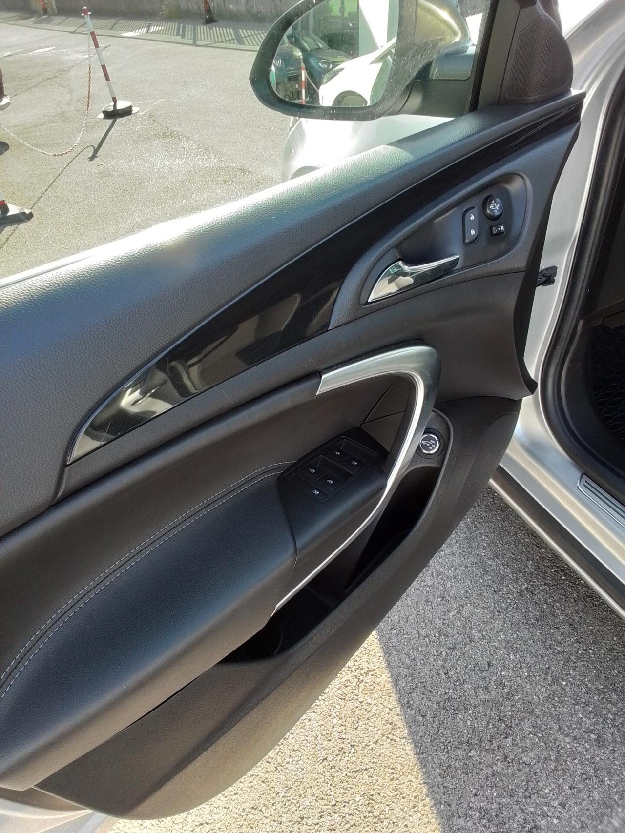 Opel Insignia 1.6 CDTI 136CV Sports Tourer aut. Cosmo Business