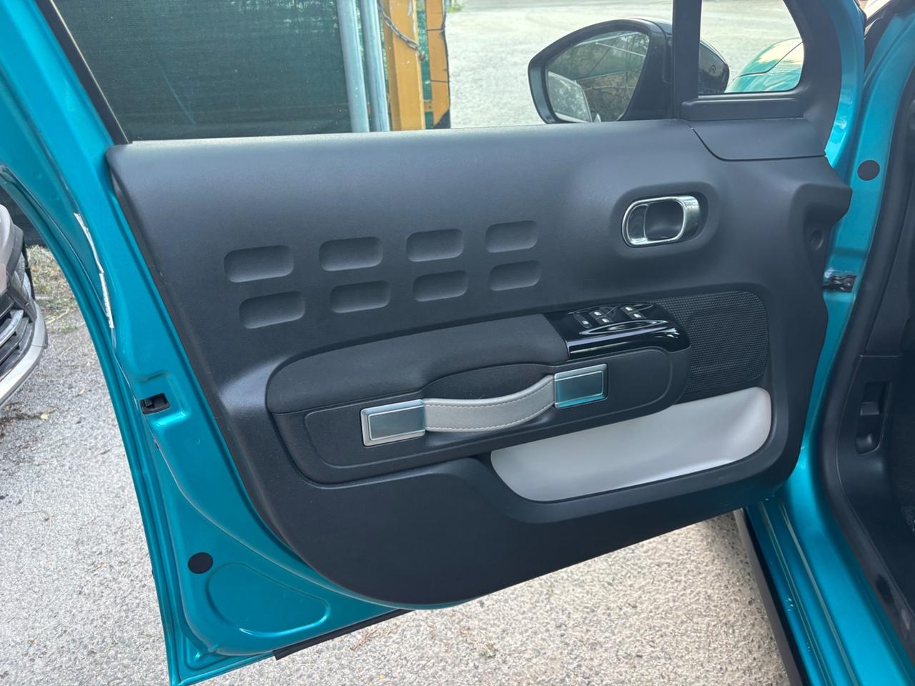 Citroen C3 benzina Shine OK NEOPATENTATI