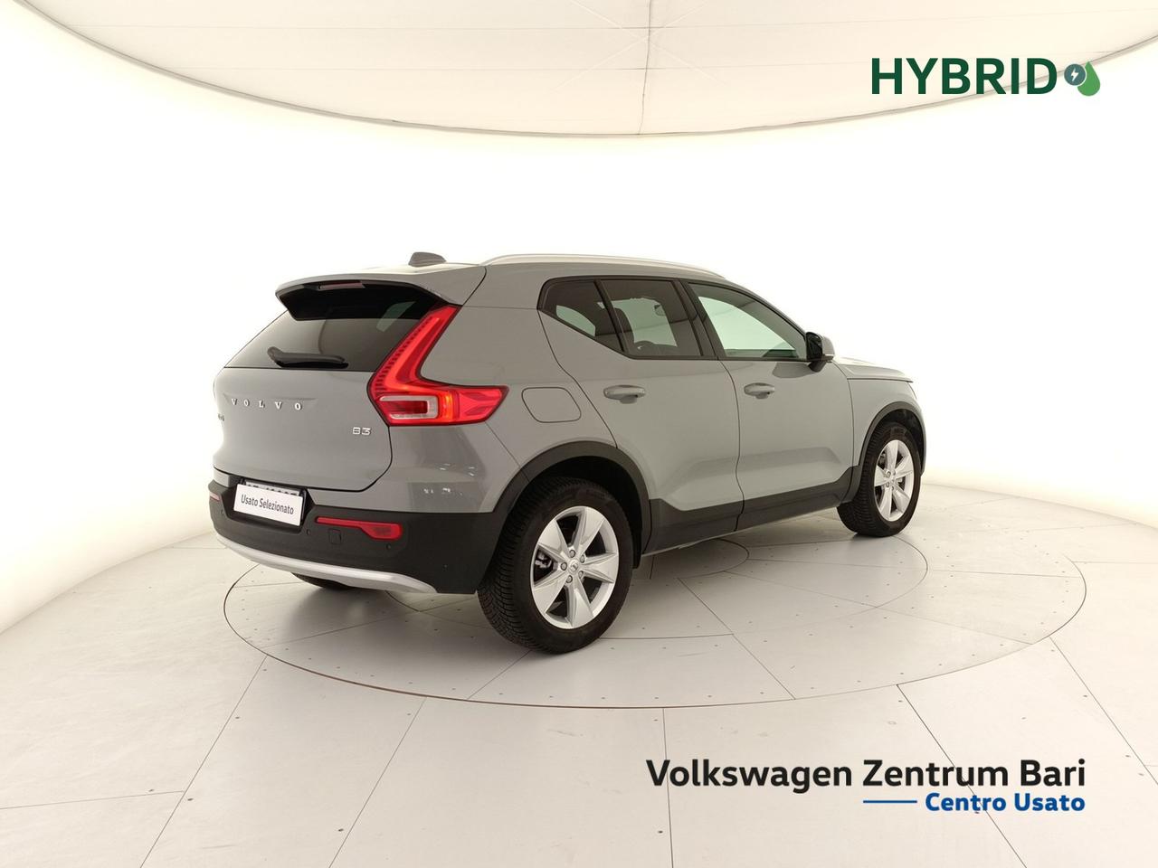 Volvo XC40 2.0 b3 core auto