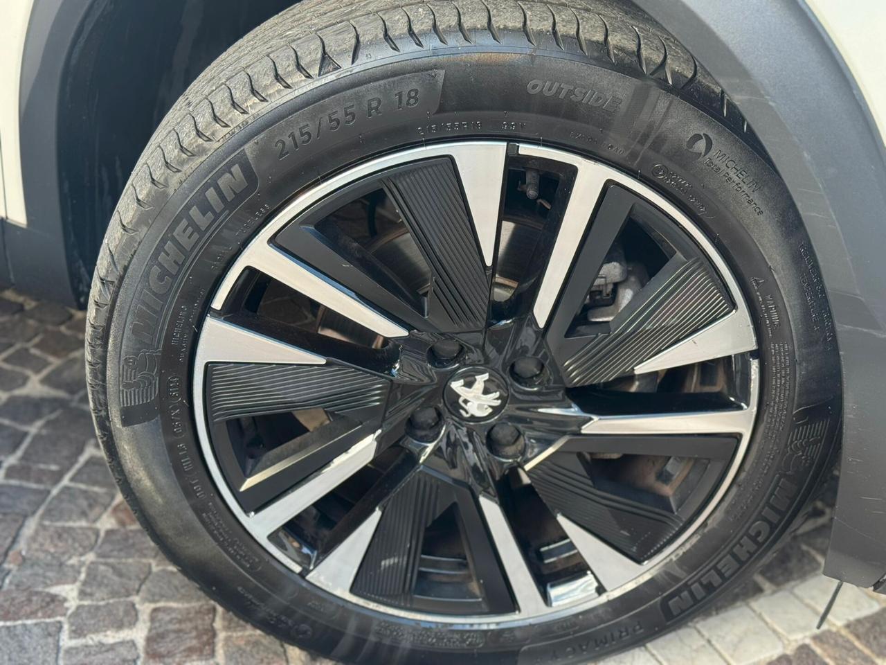 Peugeot 2008 BlueHDi 130 S&S EAT8 GT Pack