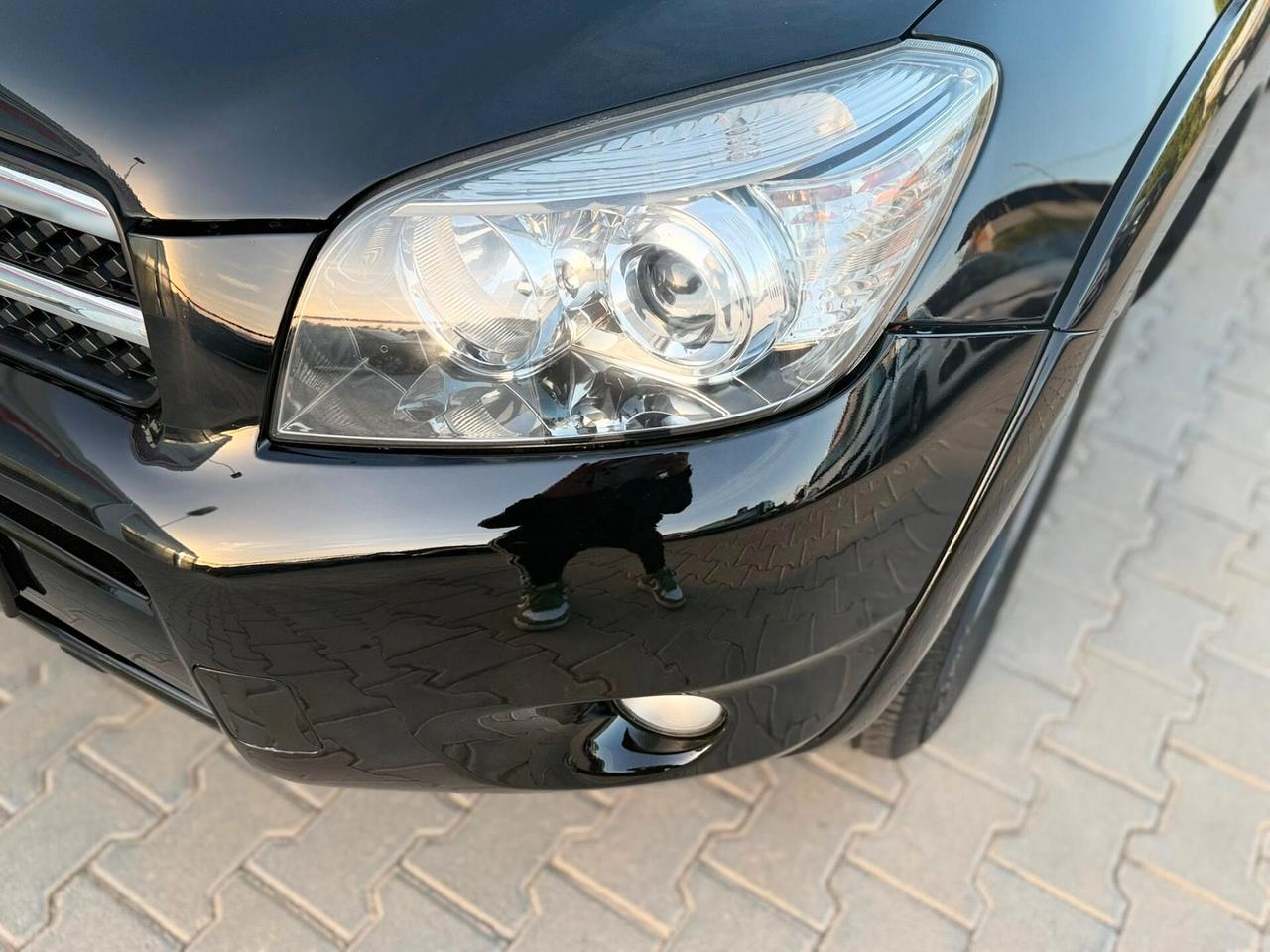 Toyota RAV 4 2.2 D-4D 177 CV sol