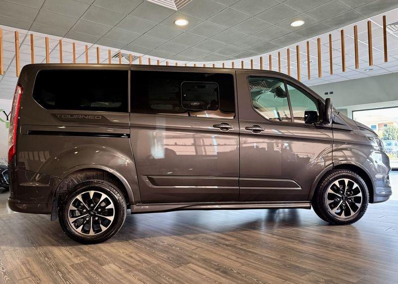 Ford Tourneo Custom 320 2.0 EcoBlue 170CV aut. PC Sport . Il prezzo è iva esclusa