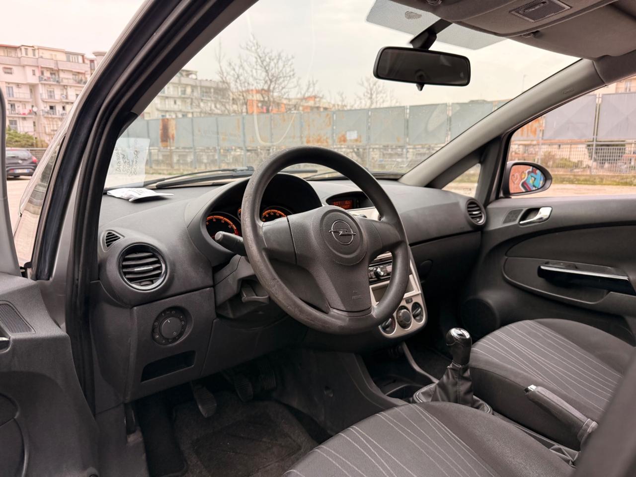 Opel Corsa Restayling 1.2 benz 5 porte Full Perfetta