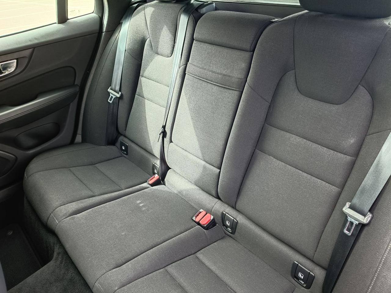 Volvo V60 momentum business pro 2.0 b4 mhev #12002