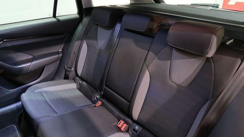 Skoda Octavia 2.0 TDI EVO 85KW AMBITION #CARPLAY#SENSORI PARCHEGGIO#