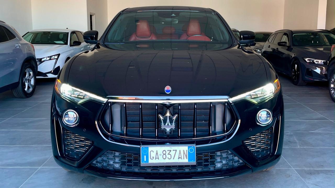 MASERATI LEVANTE 3.0 GRANSPORT Q4 V6 275CV - FULL LED, PELLE, SOSPENSIONI REGOLABILI, SEDILI ELETTRICI