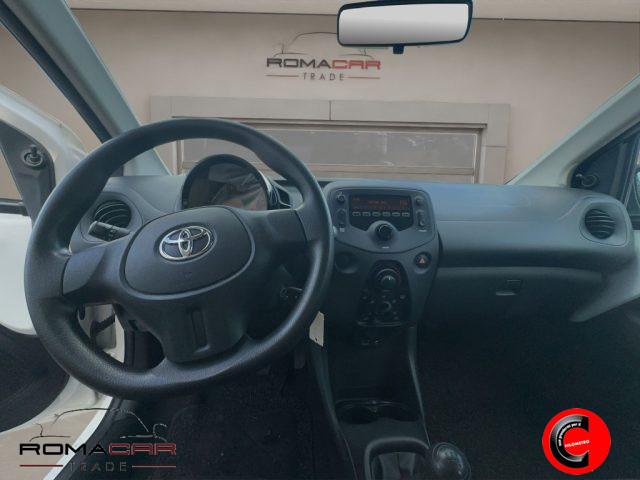 TOYOTA Aygo 1.0 VVT-i 69 CV 5 porte ADATTA A NEOPATENTATI