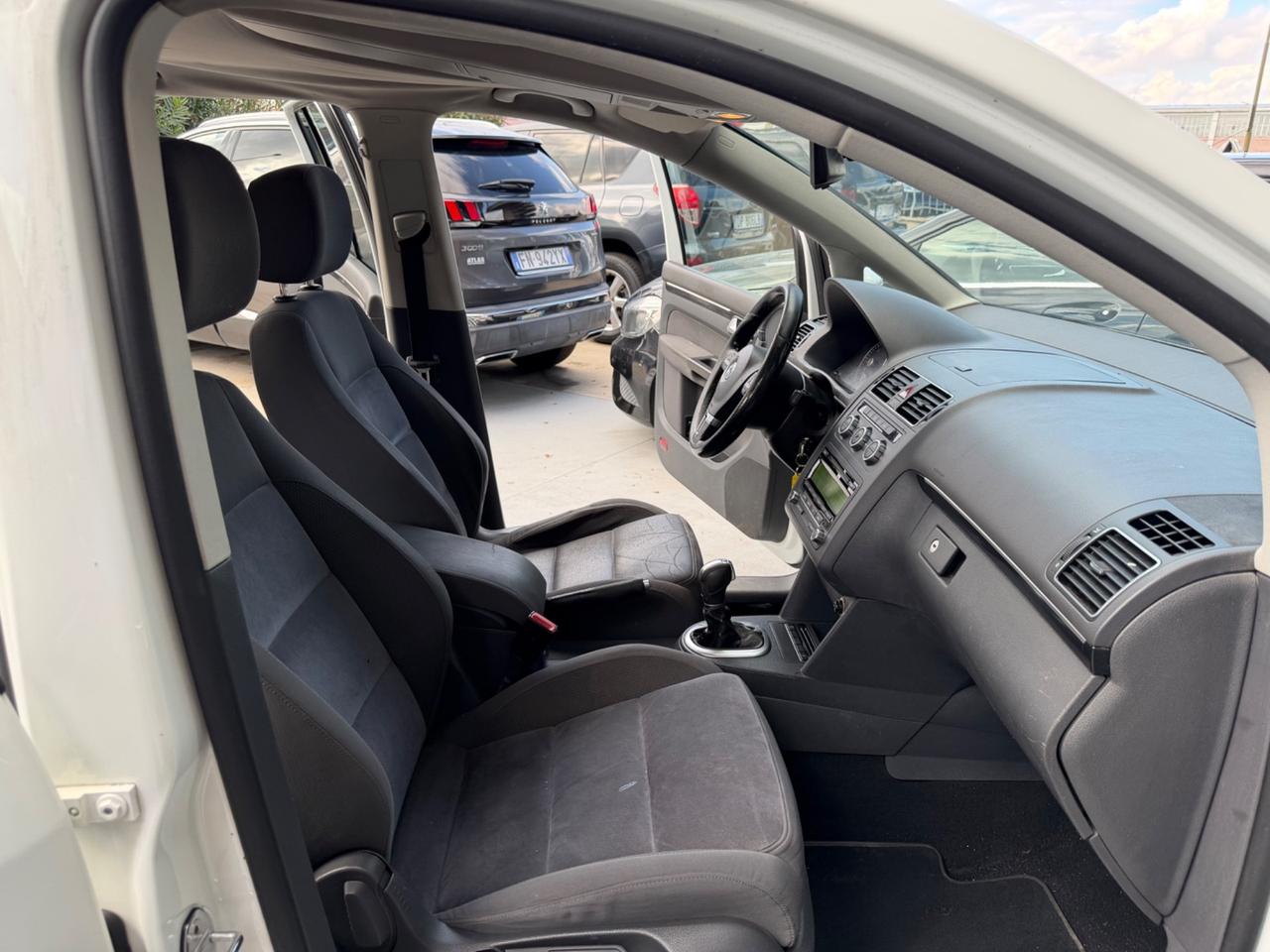 Volkswagen Touran 2.0 TDI 140 CV DSG Highline