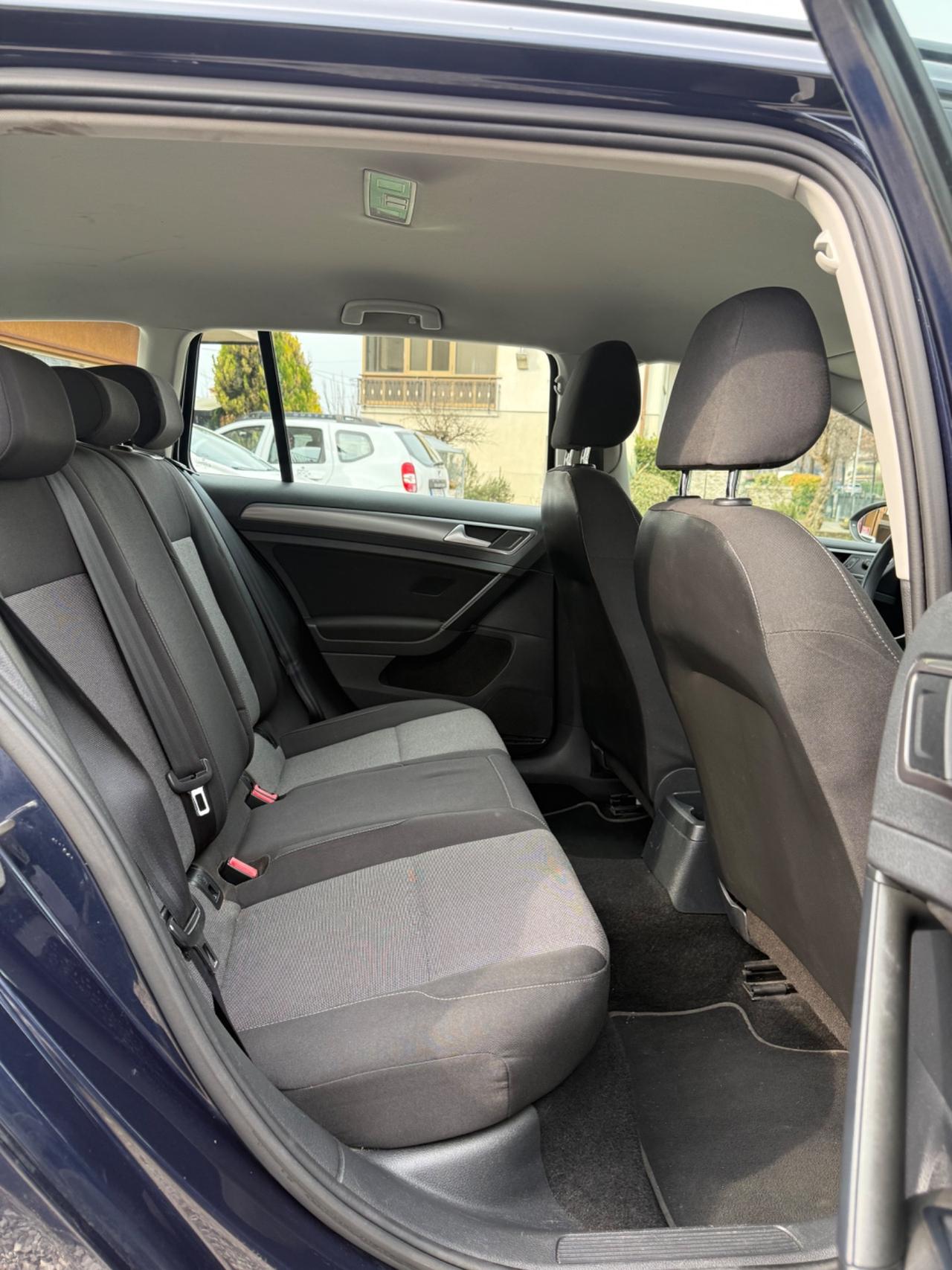 Volkswagen Golf Variant 1.6 TDI 90 CV 5p. Trendline BlueMotion Technology