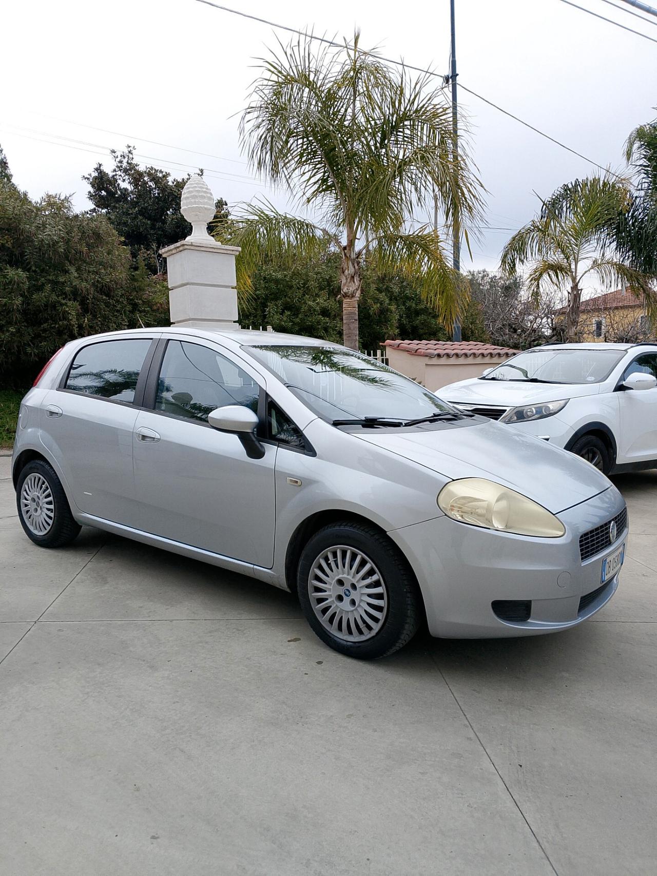 Fiat Grande Punto 1.4 benzina GPL