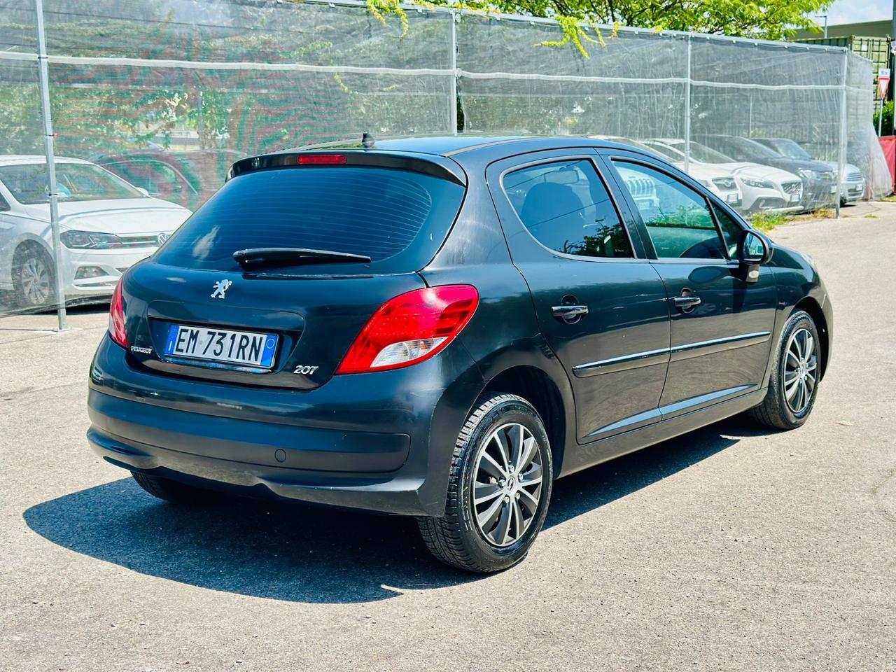 Peugeot 207 2012 1.4 8V 75CV 5p. Ok neopatentati
