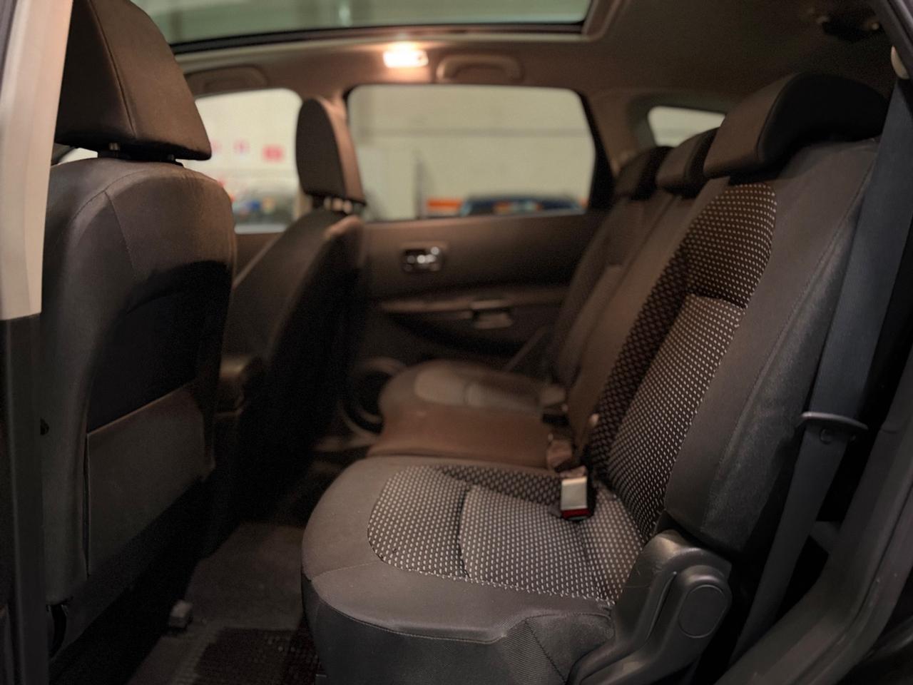 Nissan Qashqai Qashqai+2 2.0 dCi DPF Acenta 7 POSTI