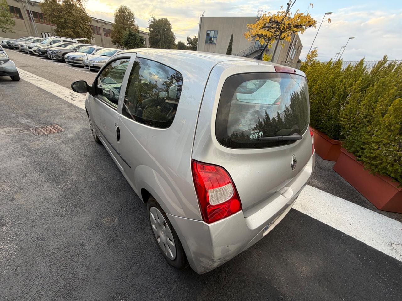 Renault Twingo 1.2 PREZZO 2800€