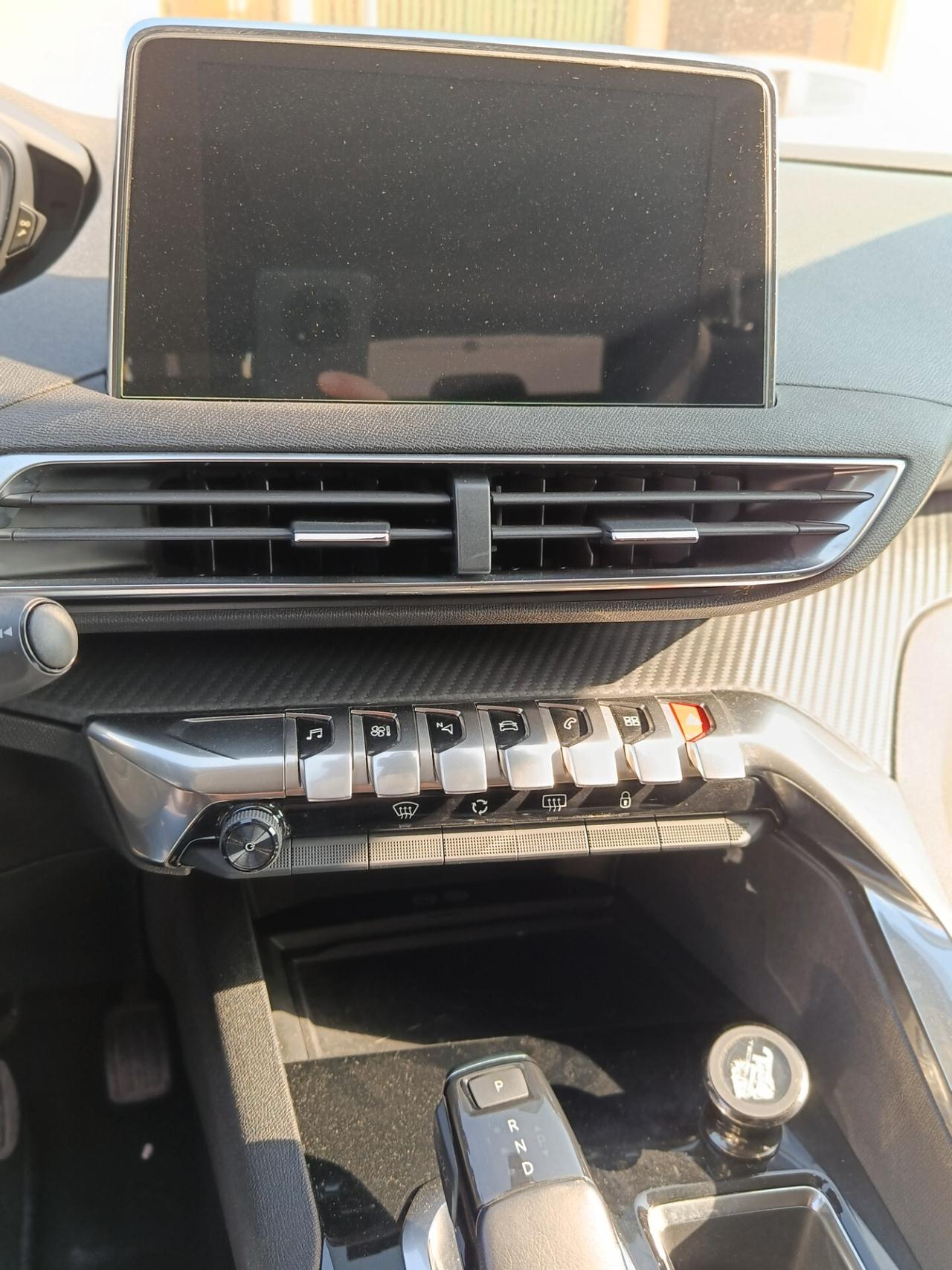 Peugeot 3008 BlueHDi 120 S&S Business