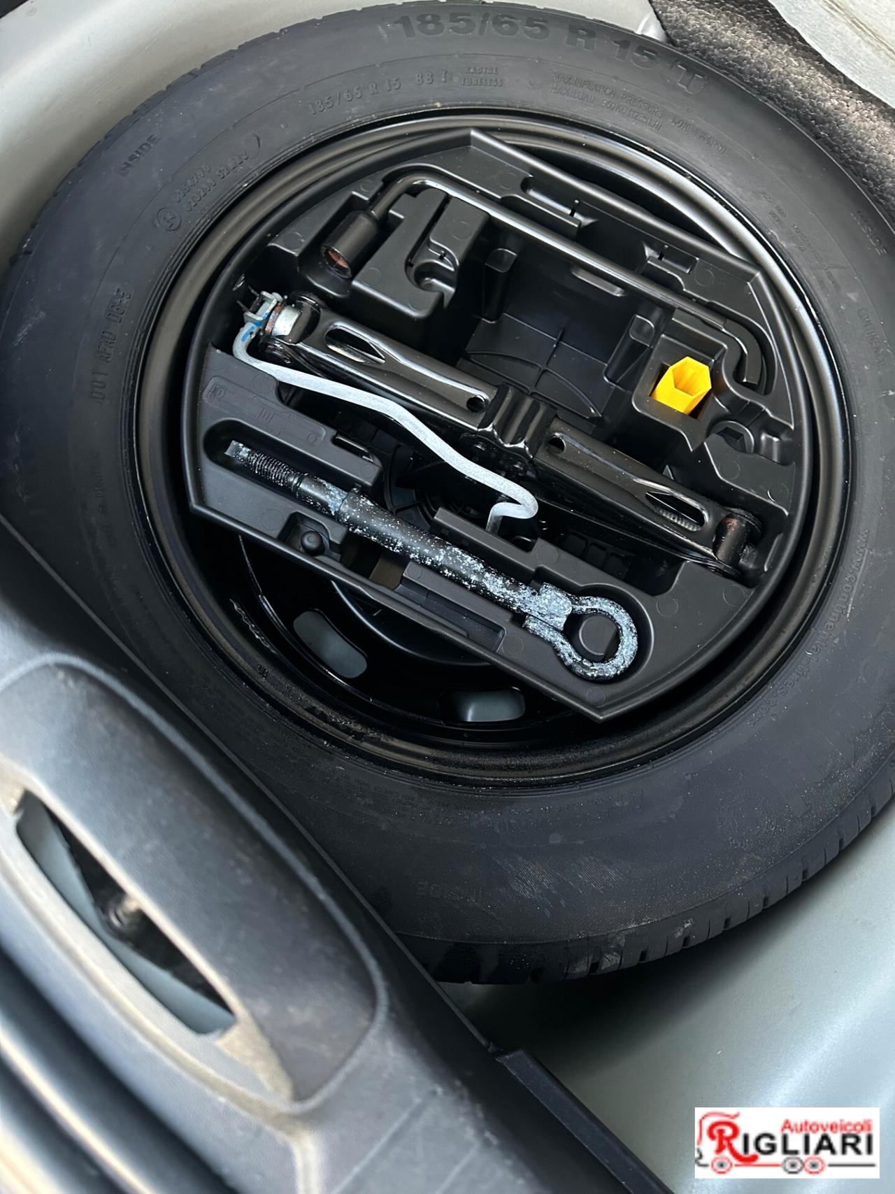 Peugeot 208 PureTech 82 5 porte Active