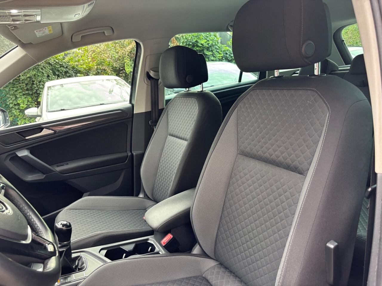 Volkswagen Tiguan 1.6 TDI R-Line sport