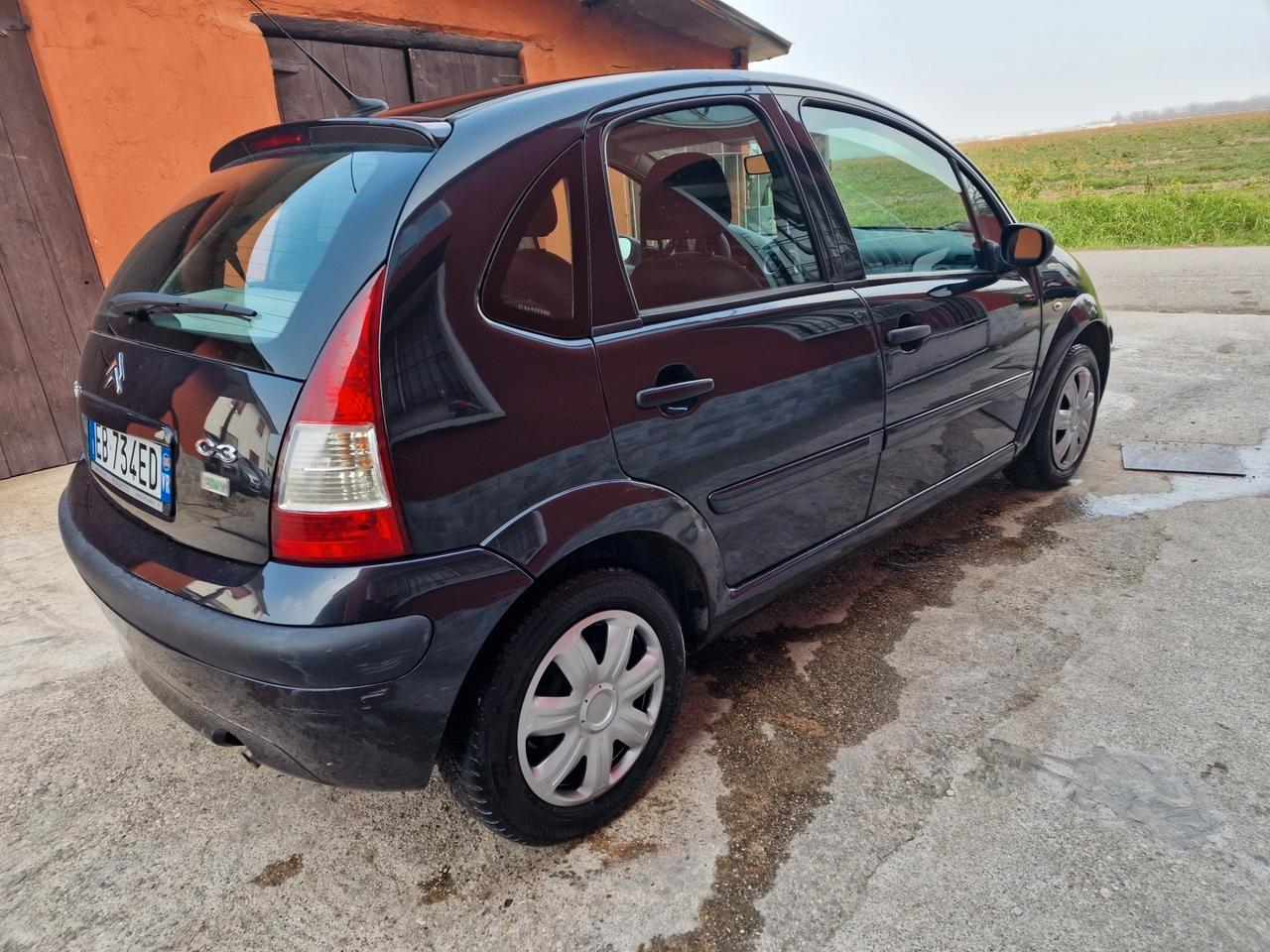 Citroen C 3 1.4 metano nuovo neopatentati 2010