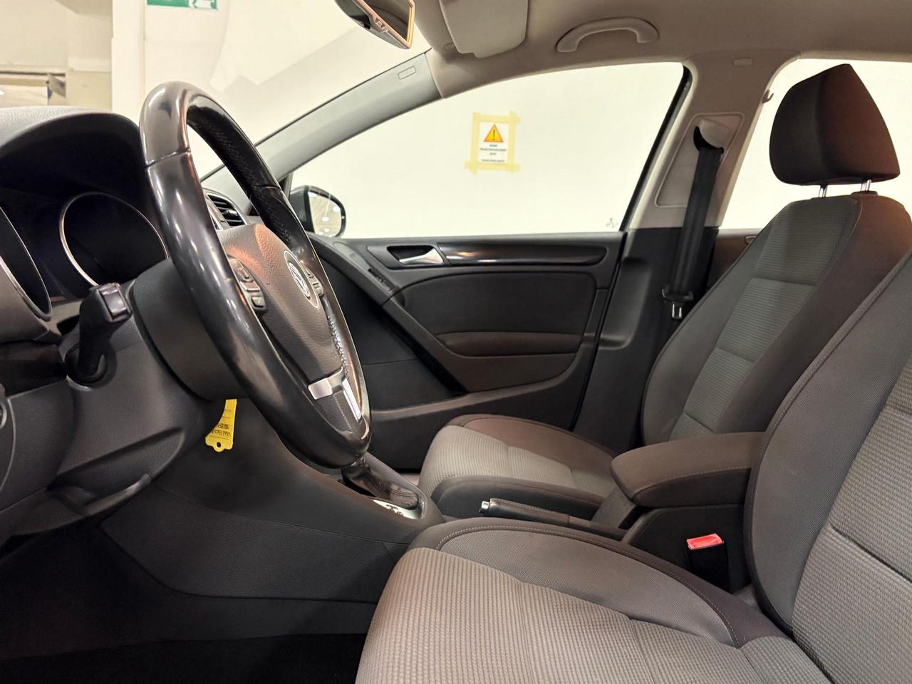 Volkswagen Golf 5p 1.6 tdi Highline dsg