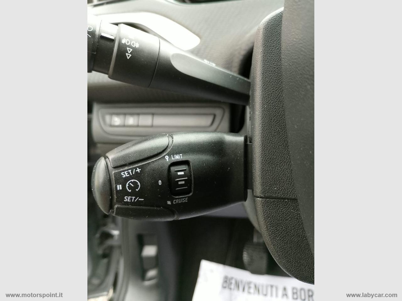 PEUGEOT 2008 BlueHDi 100 S&S Allure