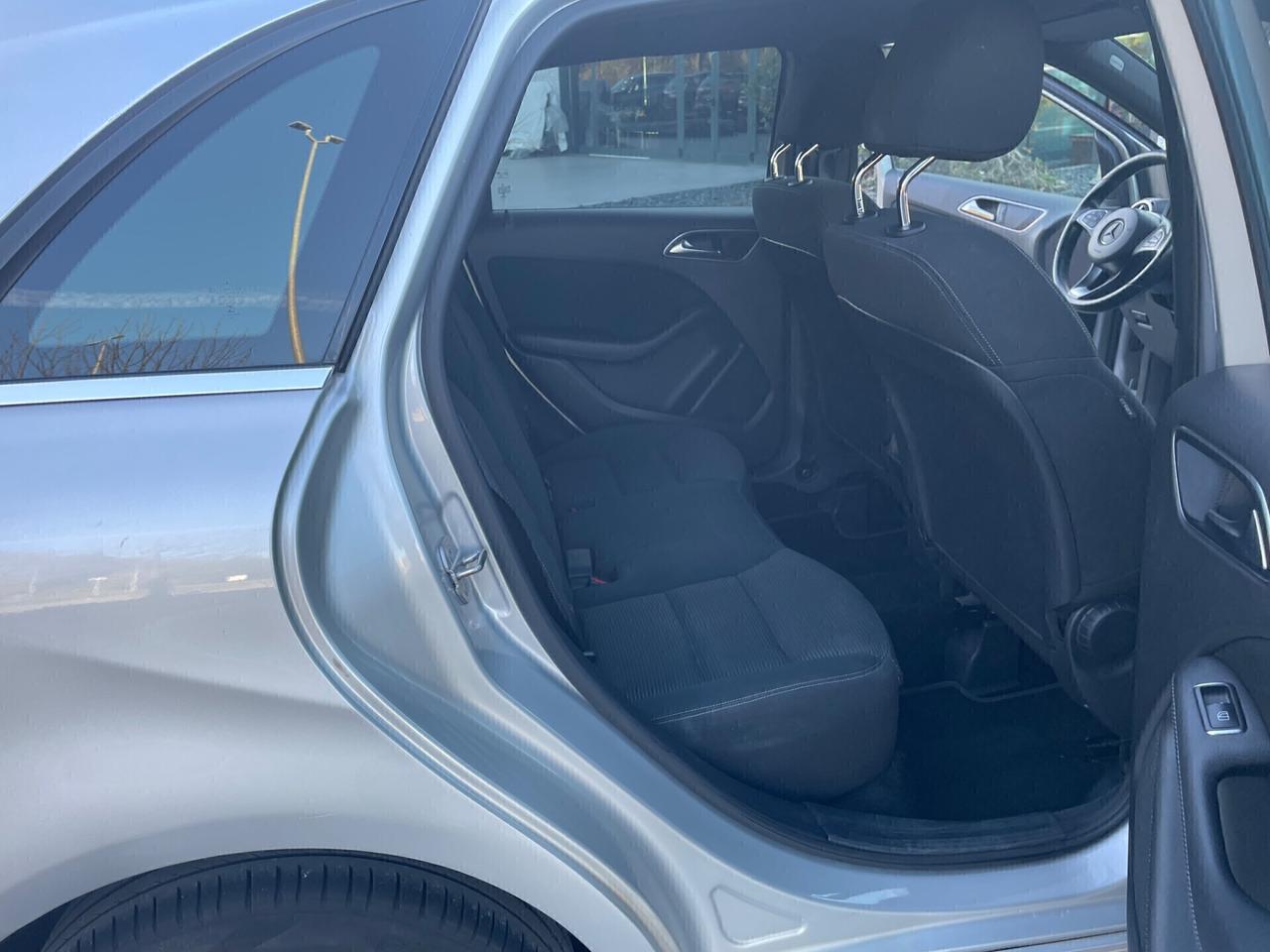 Mercedes-benz B 180 d Automatik*Cerchi*Retrocamera*