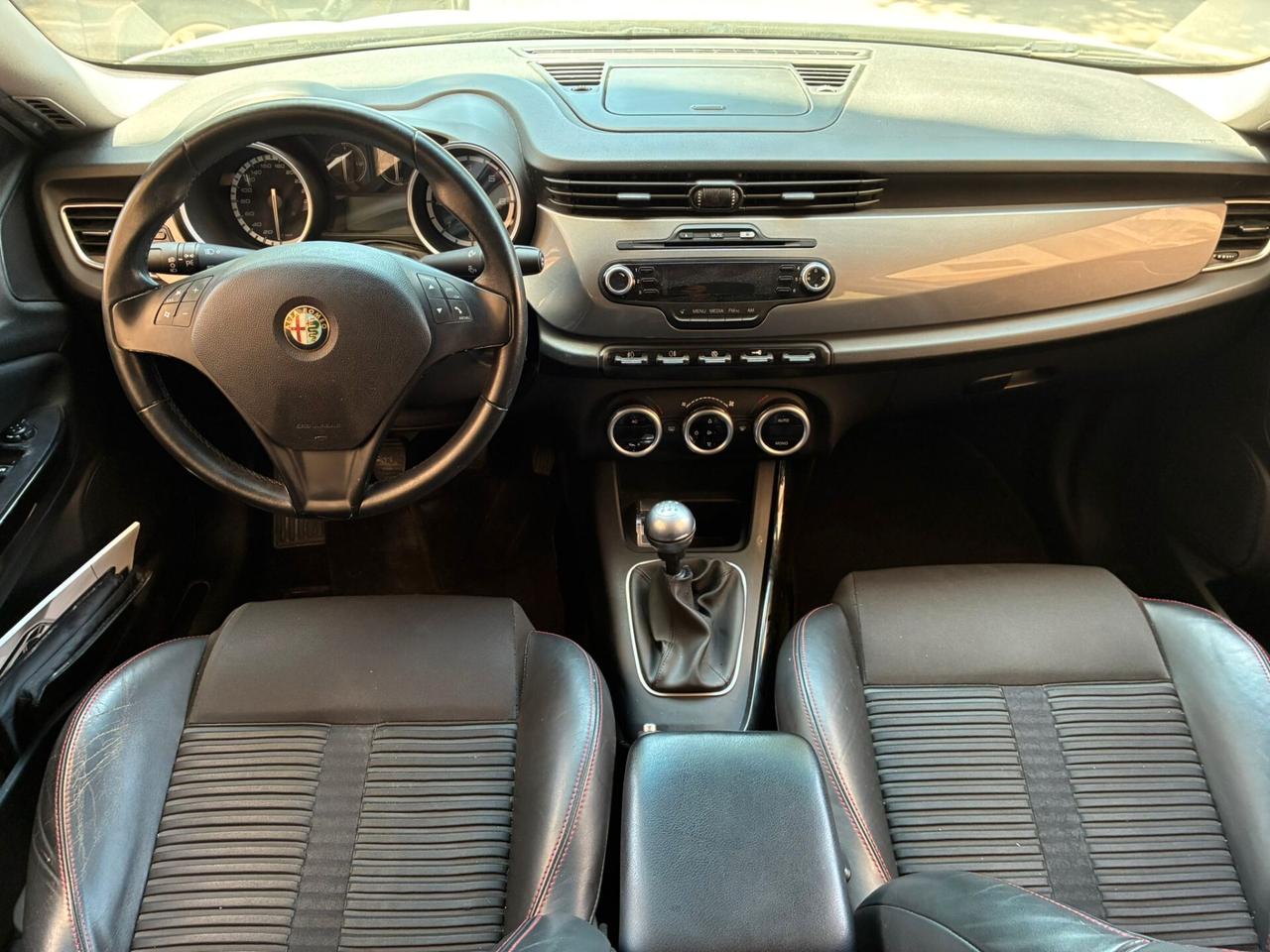 Alfa Romeo Giulietta1.6mjet105CV perfetta-11