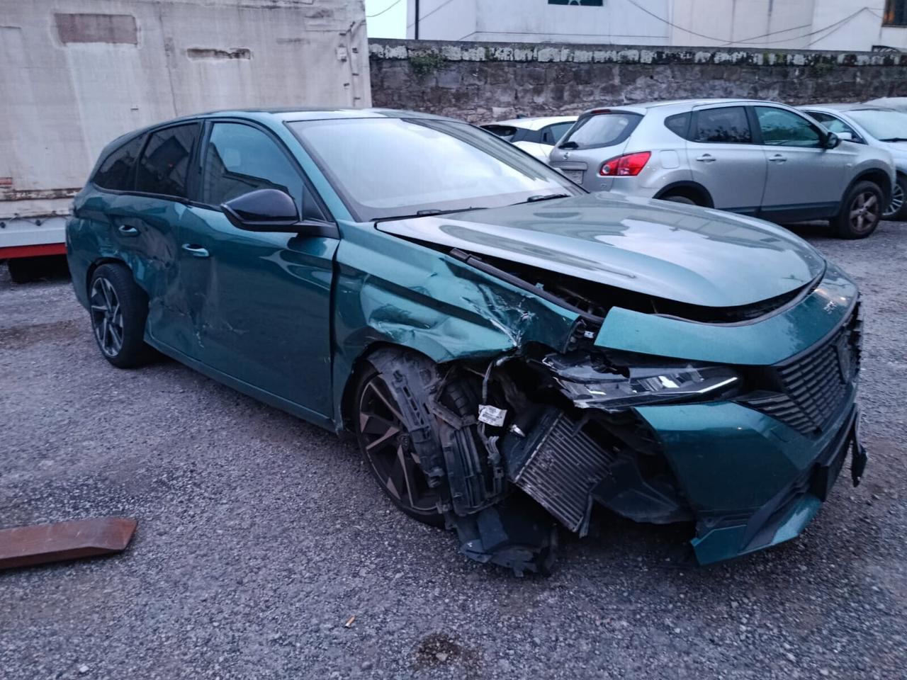 Peugeot 308 BlueHDi 130 S&S EAT8 SW GT-2022