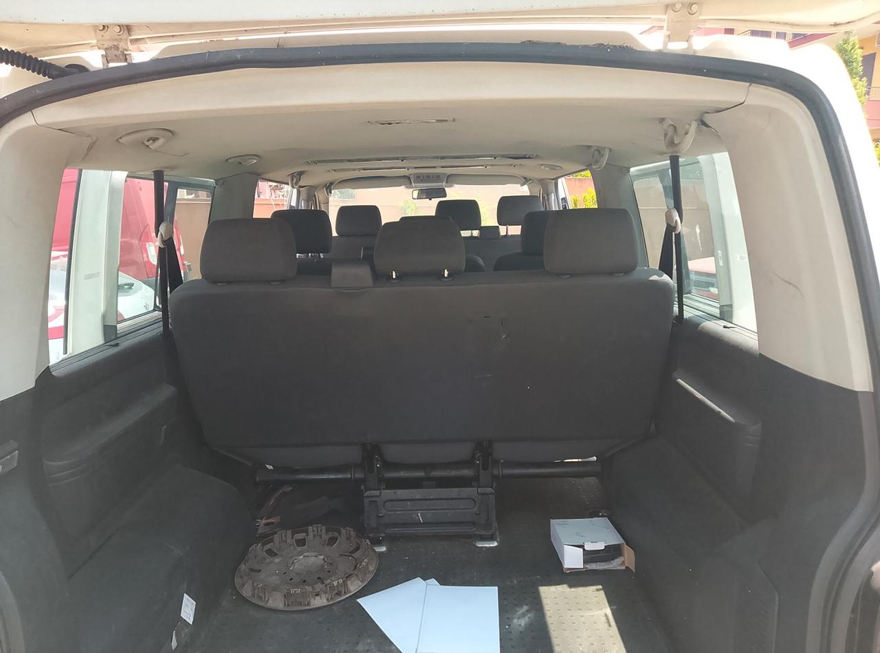 Volkswagen Transporter 2.5 TDI/130CV 9 posti anno 2007
