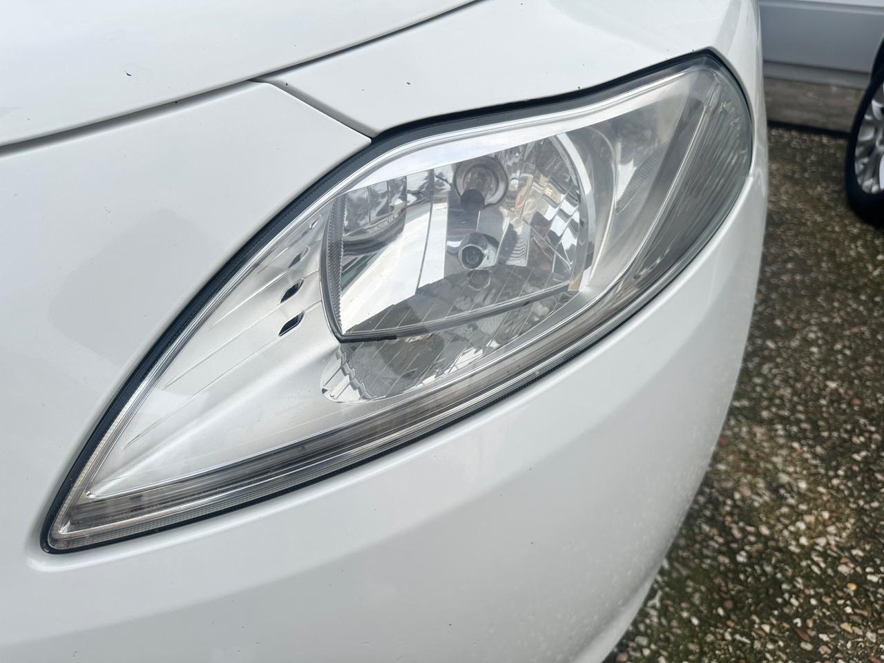 Lancia Ypsilon 0.9 TwinAir 85 CV 5 porte Metano Ecochic Gold