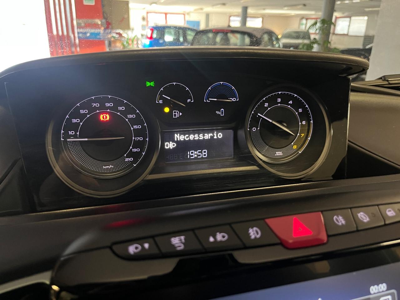 Lancia Ypsilon 1.0 FireFly 5 porte S&S Hybrid Platino