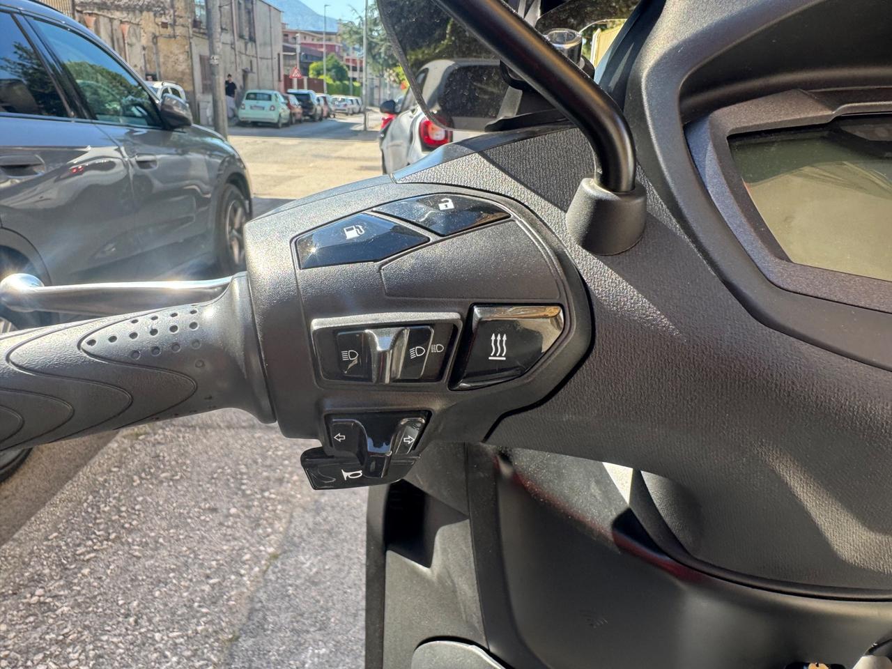 Piaggio Beverly 310 Sport