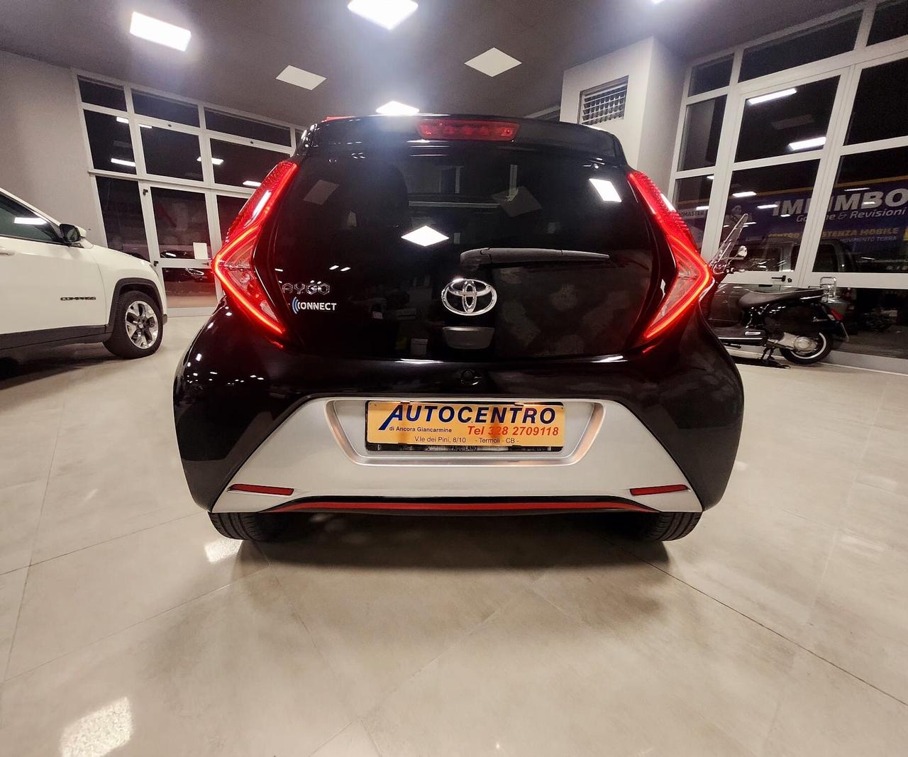 TOYOTA AYGO 1.0 BENZINA CAMBIO AUTOMATICO E TETTO APRIBILE