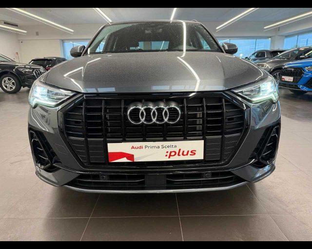 AUDI Q3 45 TFSI e S tronic S line edition