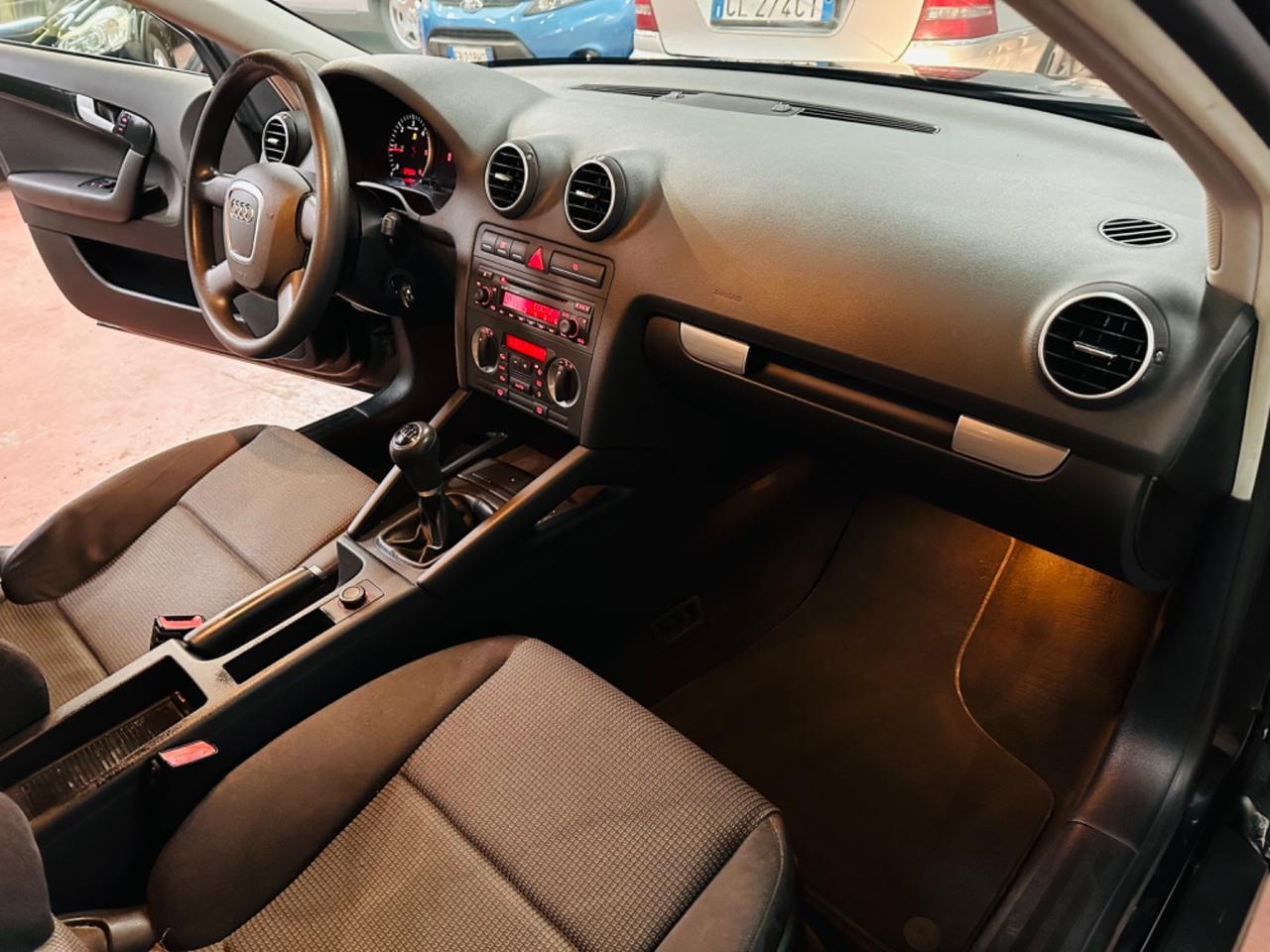 Audi A3 1.9 TDI 105CV SportBack