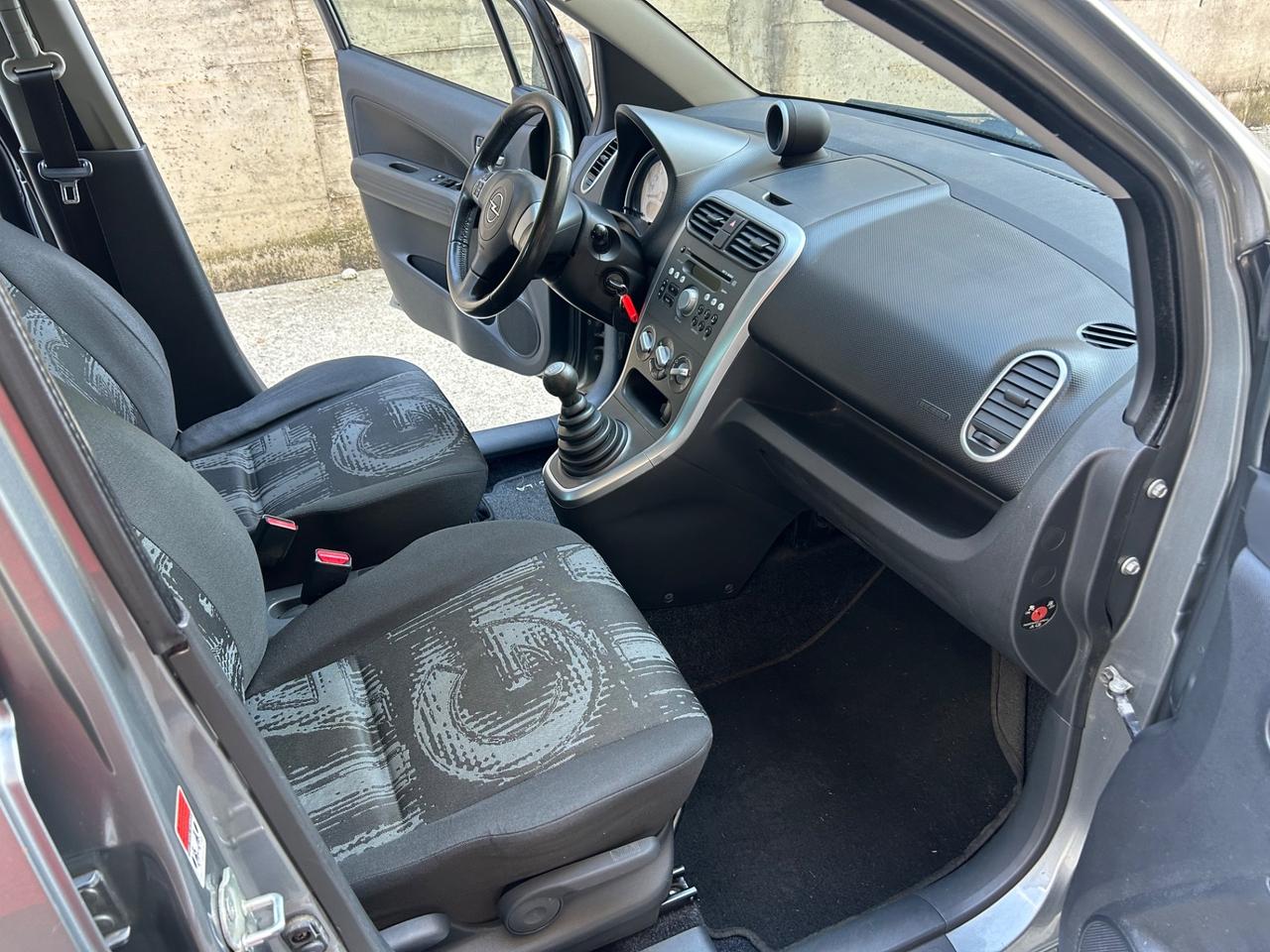 Opel Agila 1.2 16V 94CV Enjoy