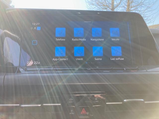 Volkswagen Golf serie 8 motore 2.0 TDI 116 cv cambio DSG allestimento STYLE