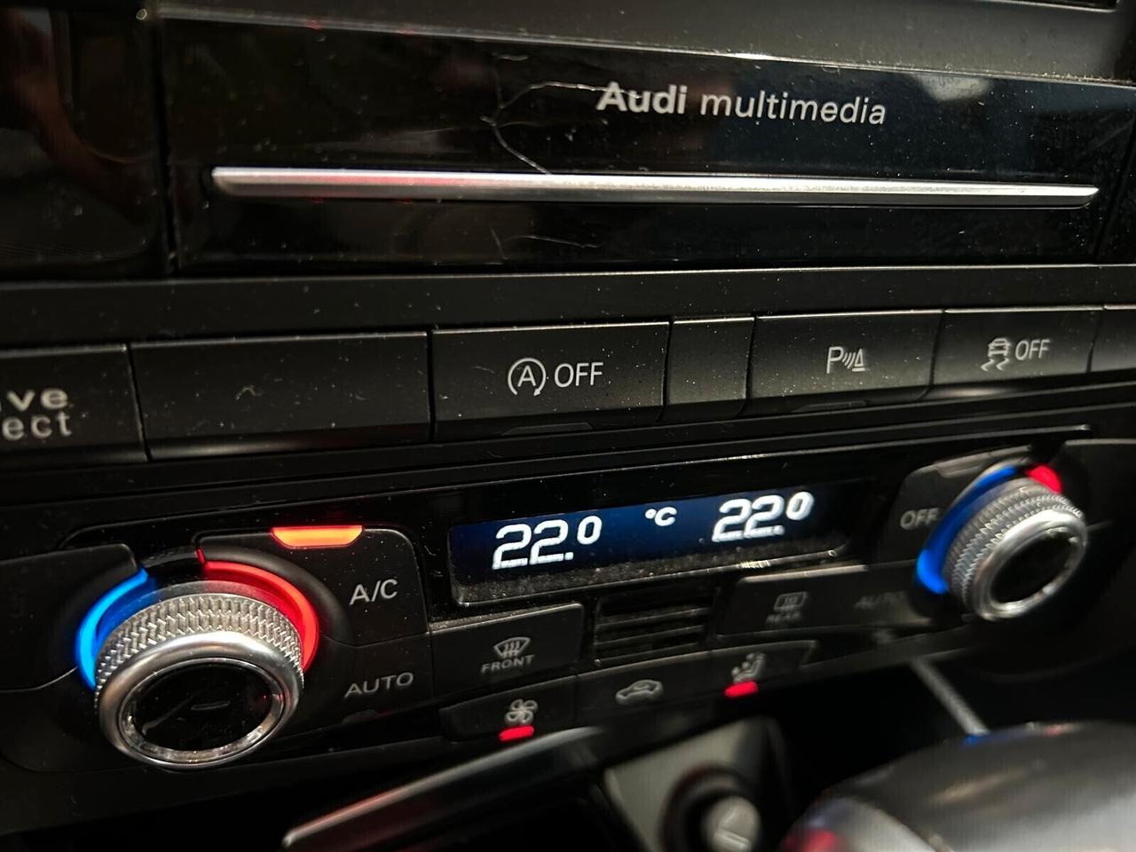 Audi A4 AVANT 2.0 TDI cl. d. multitronic S LINE
