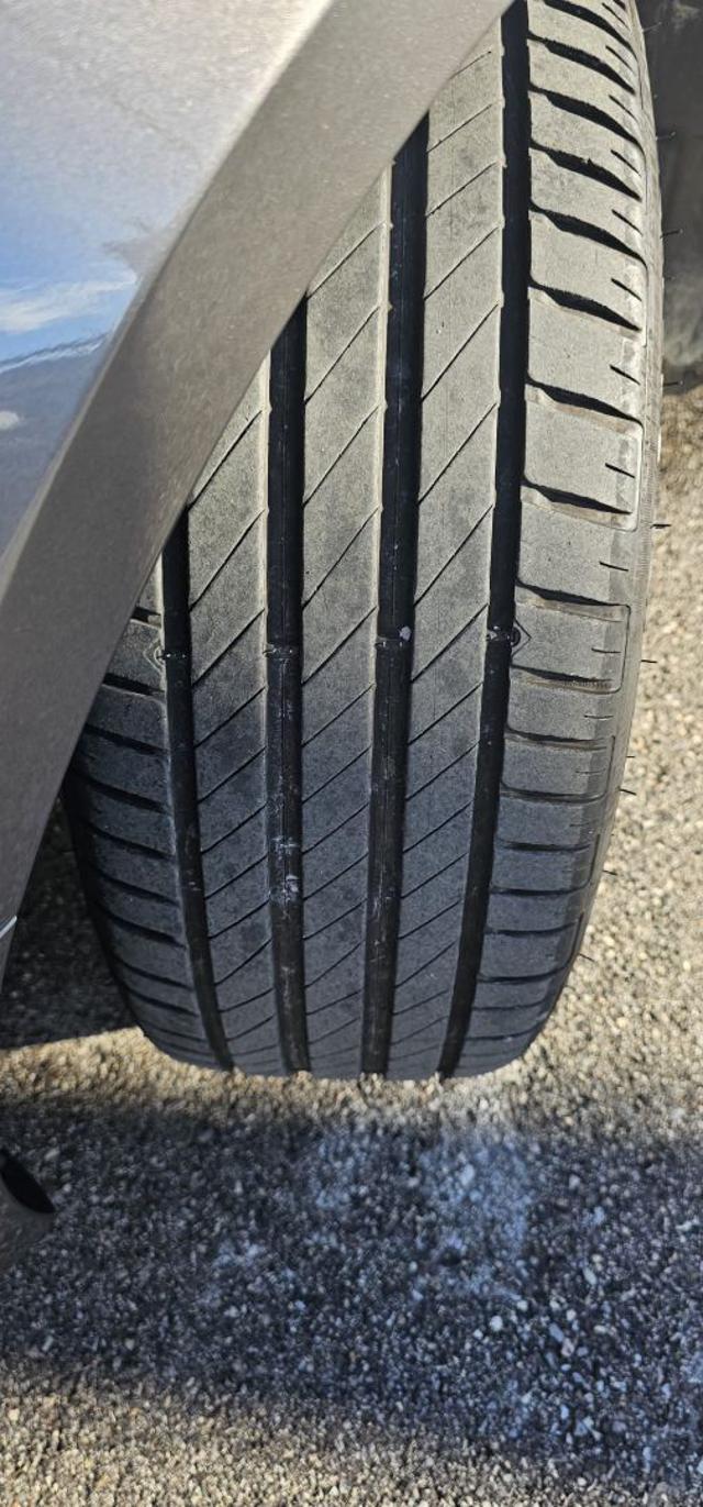 AUDI A4 Avant 40 TDI quattro S tronic Business Advanced